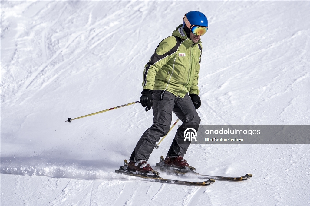 Palandöken, Türkiye'nin her tarafından kayakseverleri ağırlıyor