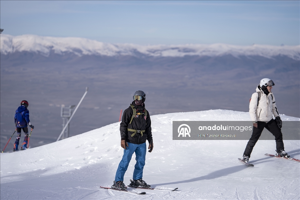 Palandoken ji her aliyê Tirkiyeyê mazûvaniya kaşûnhezan dike