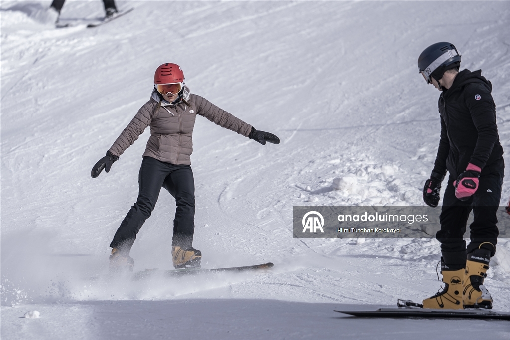 Palandoken ji her aliyê Tirkiyeyê mazûvaniya kaşûnhezan dike