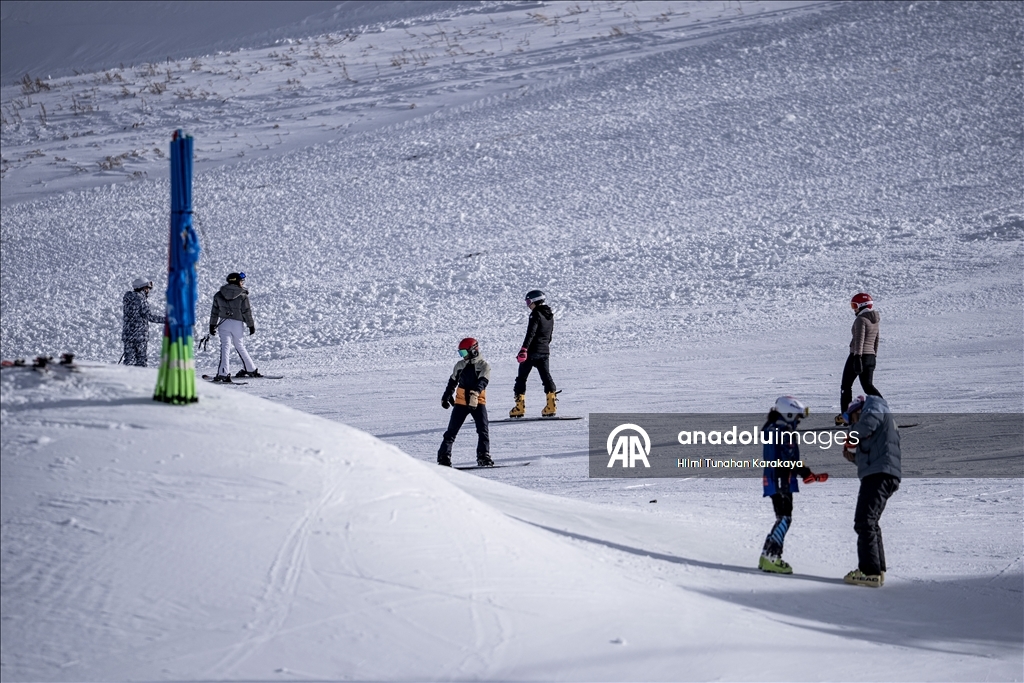 Palandoken ji her aliyê Tirkiyeyê mazûvaniya kaşûnhezan dike