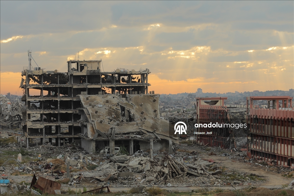 Gazze'de Nusayrat Mülteci Kampı’nda yıkımın gölgesinde günlük yaşam