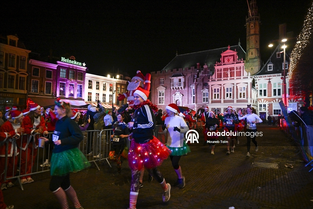 В рамках мероприятия SantaRun в Нидерландах состоялся сбор средств на борьбу с детской бедностью