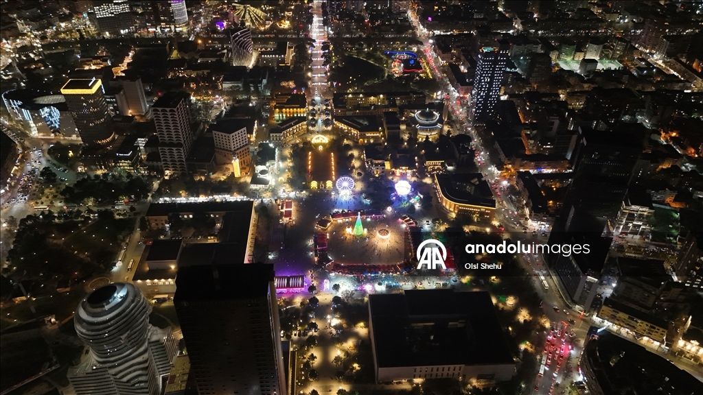 Подготовка к Новому году в Тиране