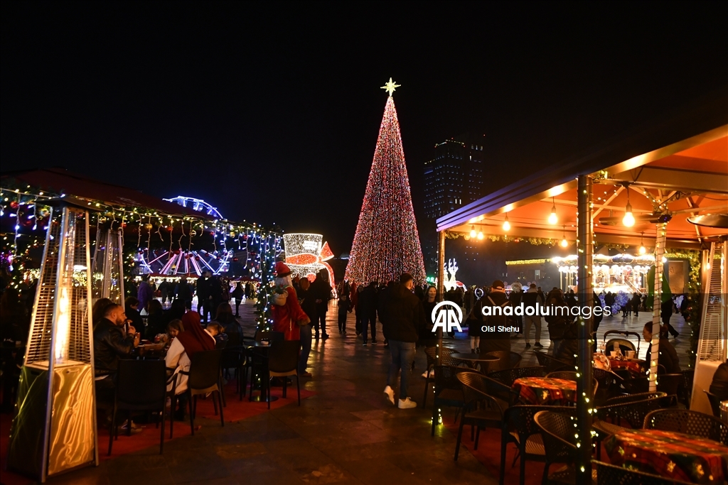 Подготовка к Новому году в Тиране