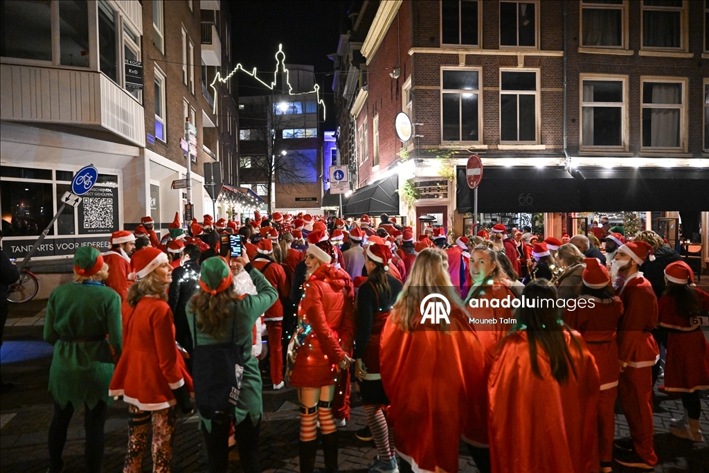 В рамках мероприятия SantaRun в Нидерландах состоялся сбор средств на борьбу с детской бедностью