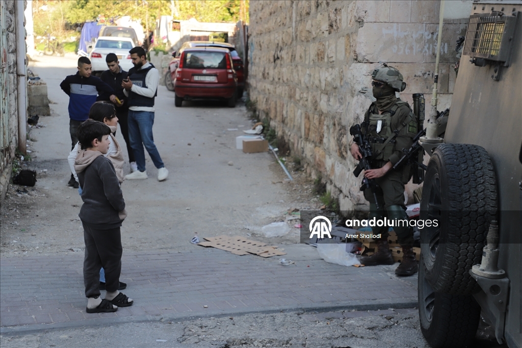 Армия Израиля задержала палестинцев на оккупированном Западном берегу