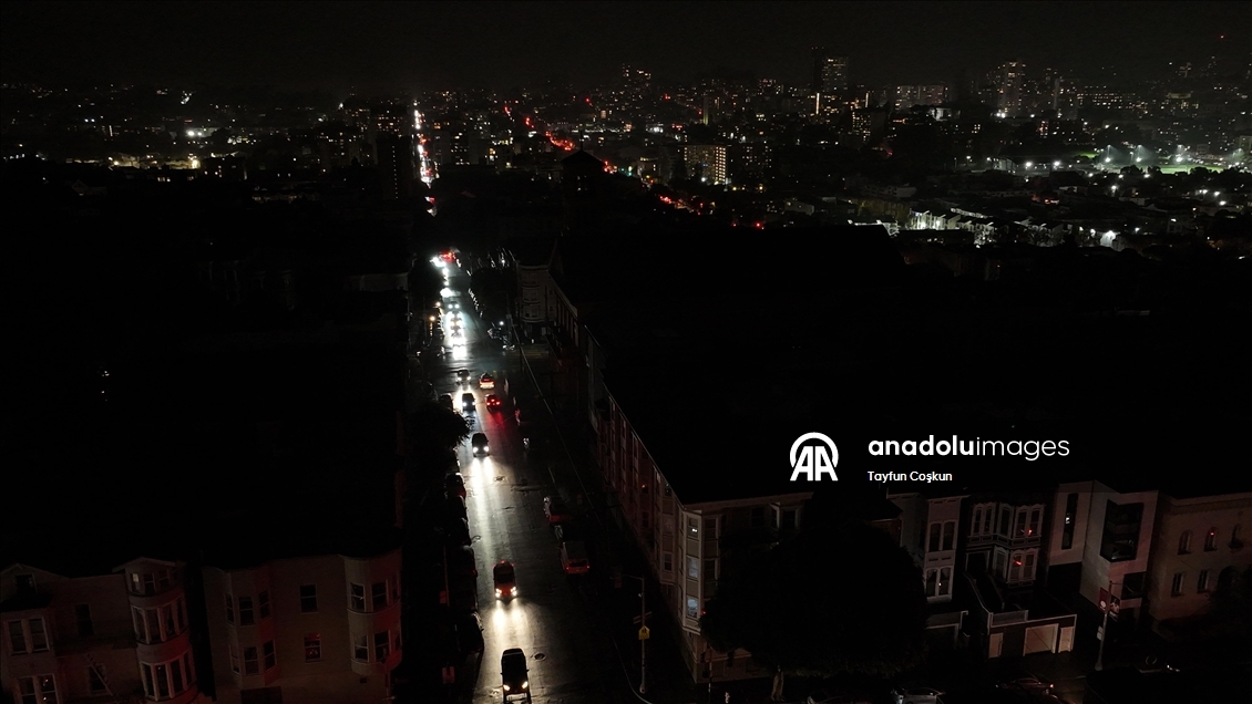 San Francisco'da büyük elektrik kesintisi