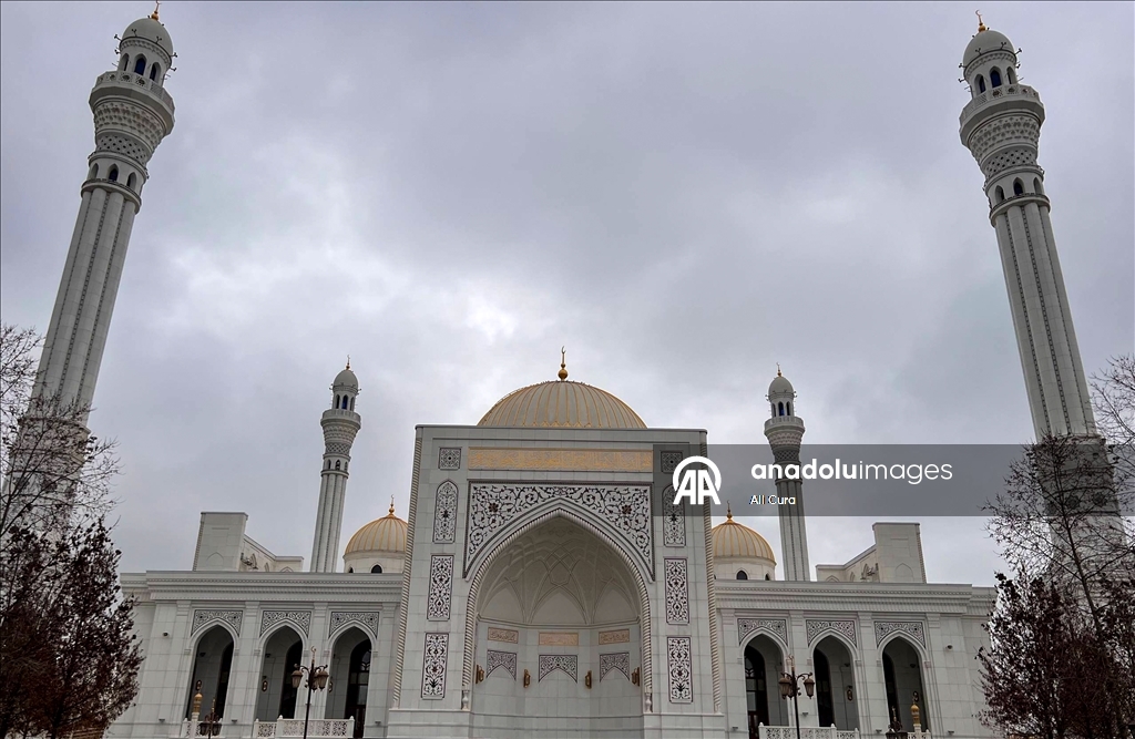 بتميزه المعماري.. مسجد "فخر المسلمين" في روسيا يجذب اهتمام الزوار