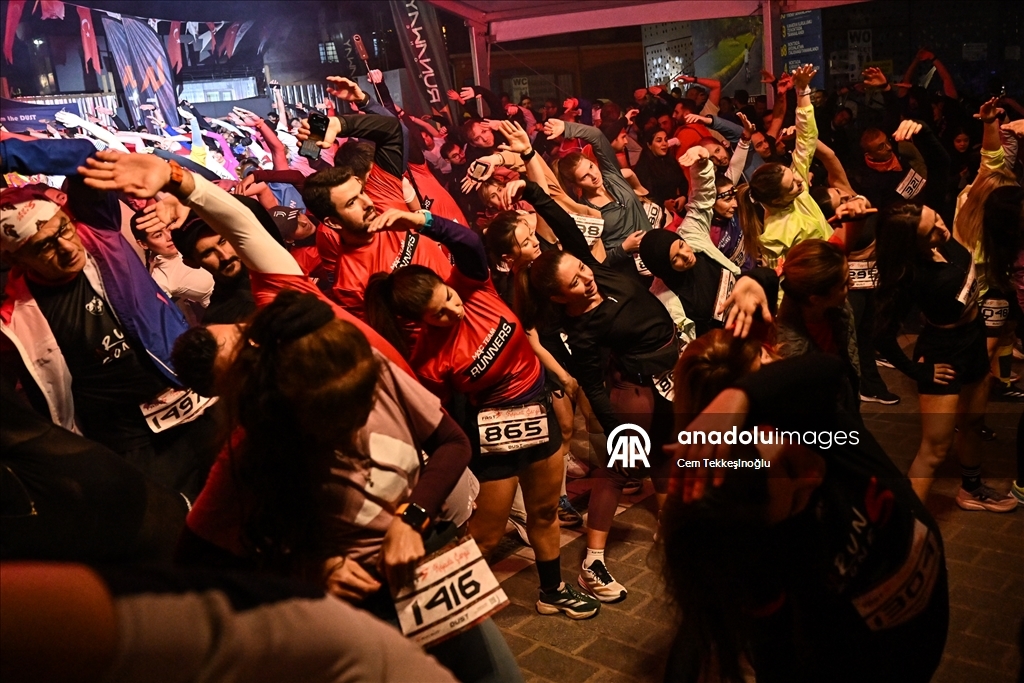 Yılın en uzun gecesinde Kapalı Çarşı'da yarıştılar