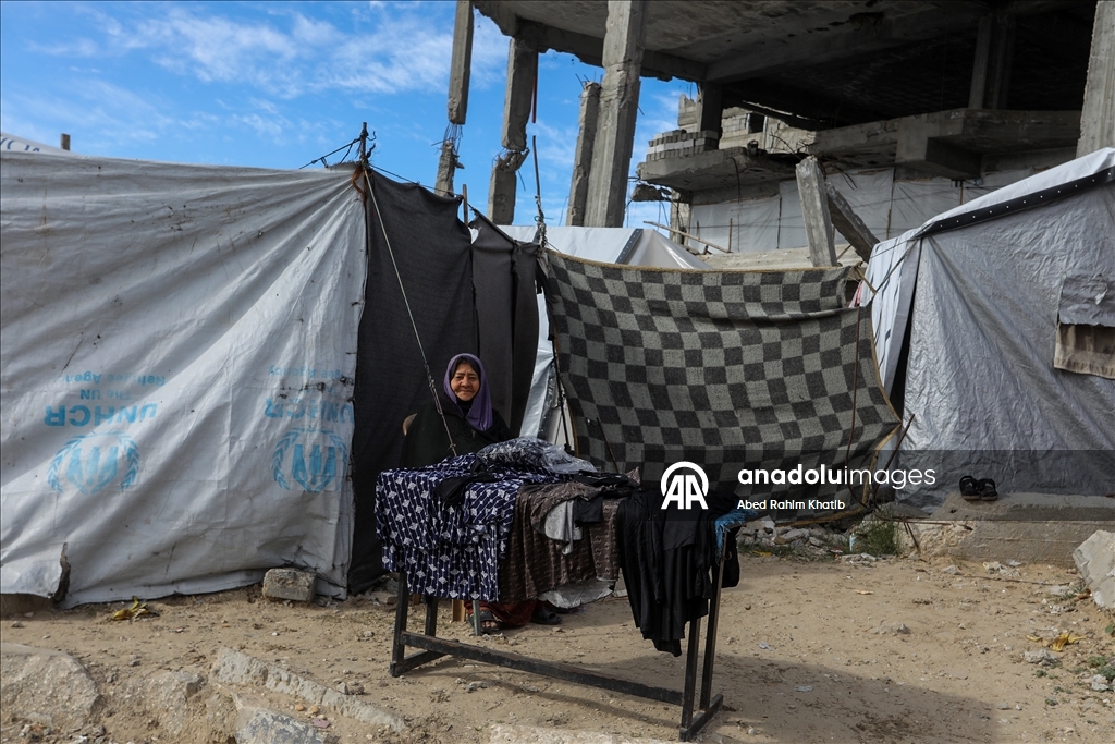 Gazze’de yıkıntılar arasında günlük yaşam