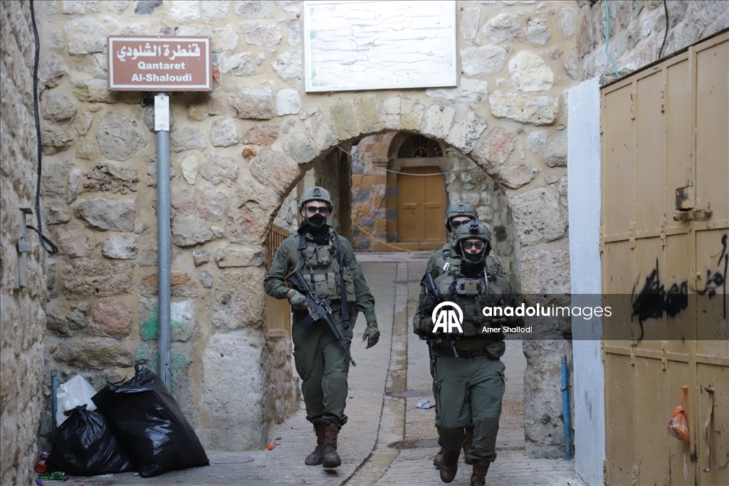 Армия Израиля задержала палестинцев на оккупированном Западном берегу