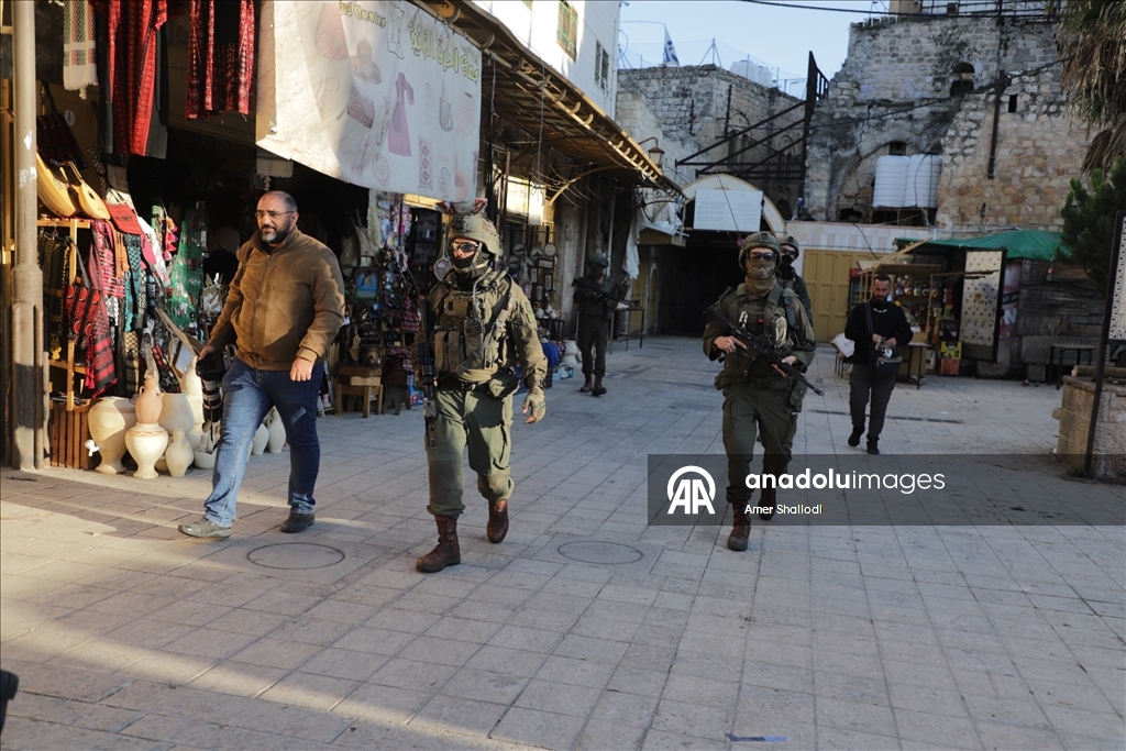 Армия Израиля задержала палестинцев на оккупированном Западном берегу