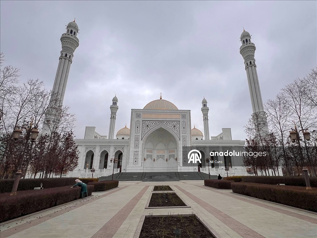 بتميزه المعماري.. مسجد "فخر المسلمين" في روسيا يجذب اهتمام الزوار