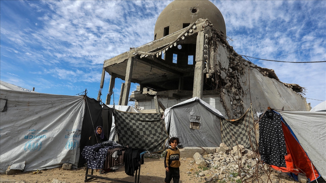 Gazze’de yıkıntılar arasında günlük yaşam