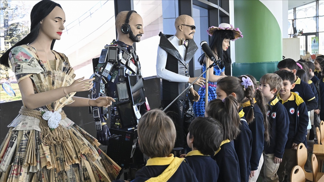 Türkiye'nin ilk Sıfır Atık Okulu'nda yaklaşık 30 bin öğrenciye çevre eğitimi verildi