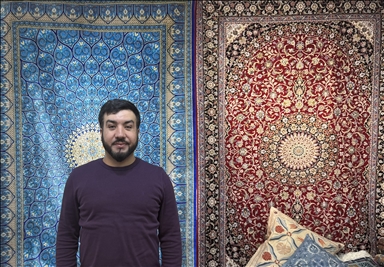 حرفة تتحدى الزمن.. سجاد سمرقند يحفظ تراث طريق الحرير