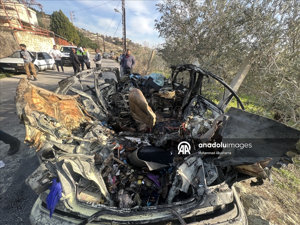 В результате удара израильского БПЛА на юге Ливана погибли три человека