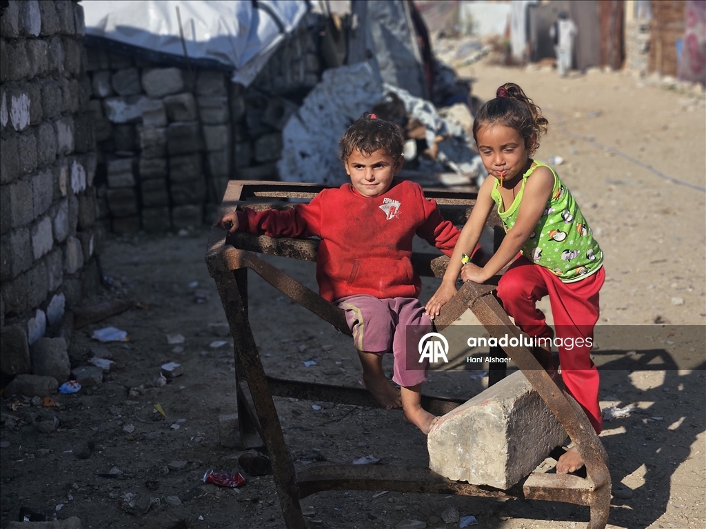 Han Yunus'ta yıkımın gölgesinde günlük yaşam