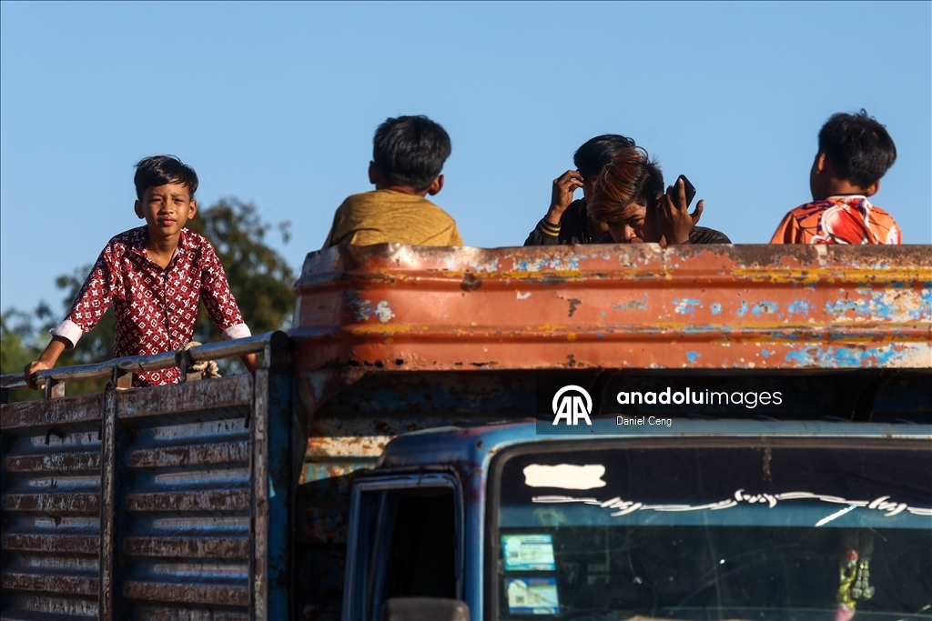 Столкновения между Таиландом и Камбоджей продолжаются, несмотря на встречу АСЕАН