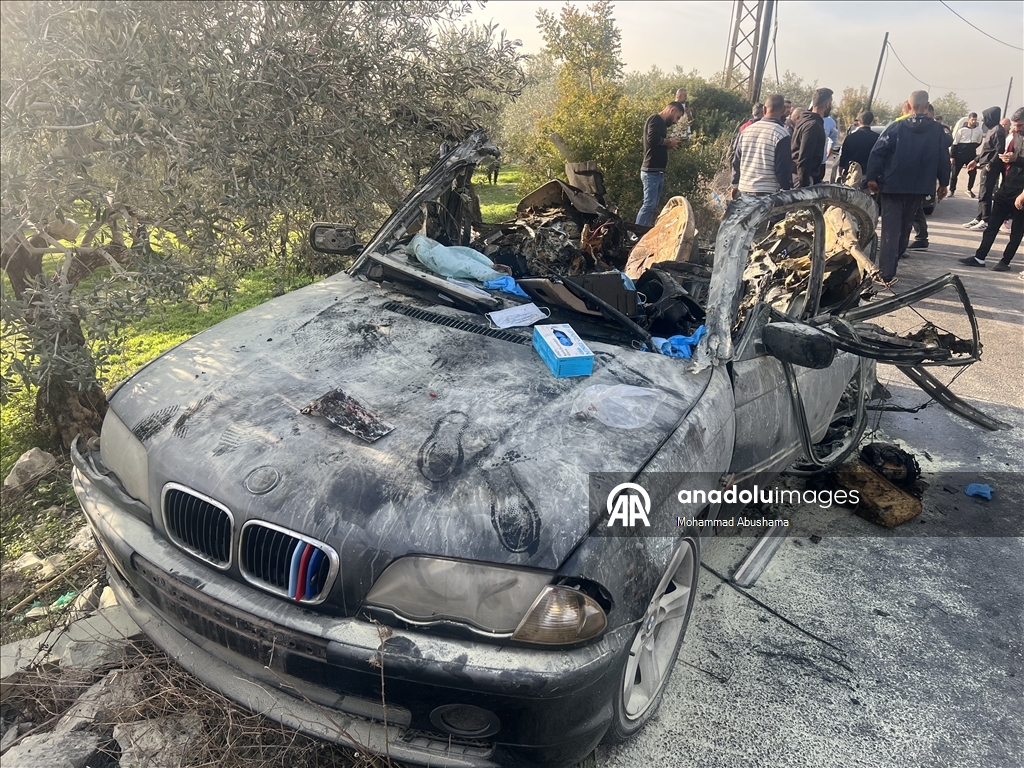 В результате удара израильского БПЛА на юге Ливана погибли три человека