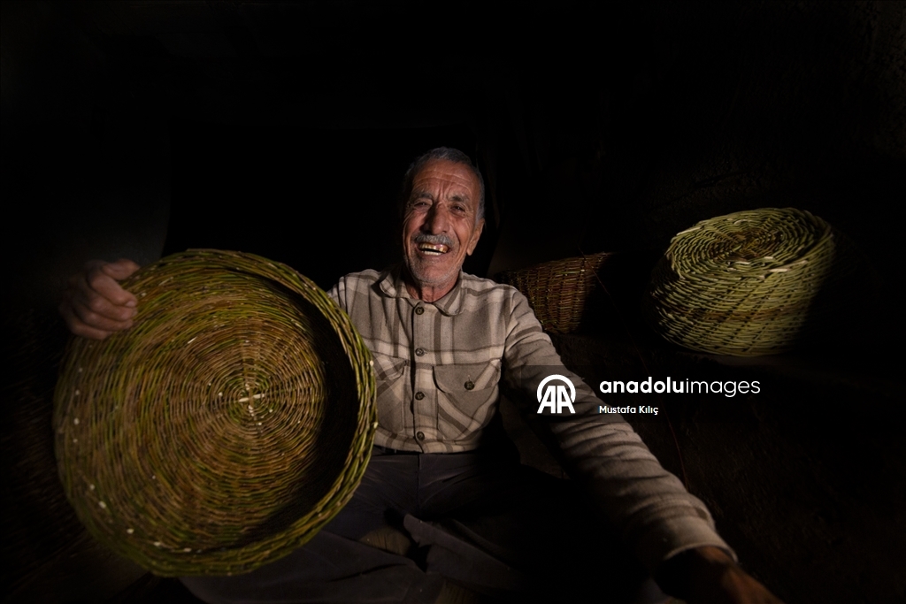 Mardin’de sepet ustası Halil Aşar, baba mesleğini yaşatıyor