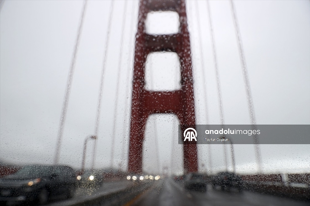 California’da etkili olan Atmosferik Nehir ile birlikte şiddetli yağışlar hayatı olumsuz etkiliyor