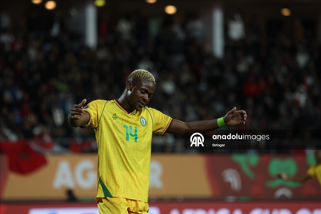 قدم.. محمد صلاح يمنح مصر انتصارا متأخرا على زيمبابوي