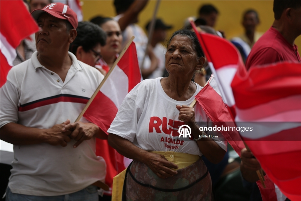 Члены Либеральной партии Гондураса провели акцию протеста у Национального избирательного совета