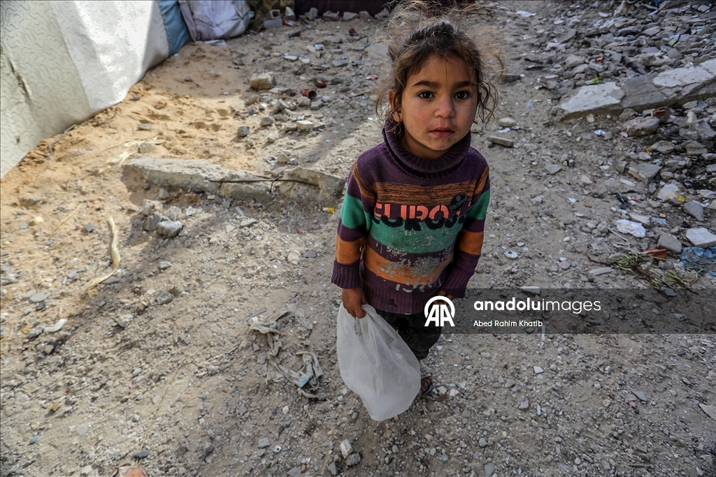 Han Yunus'ta yıkımın gölgesinde günlük yaşam