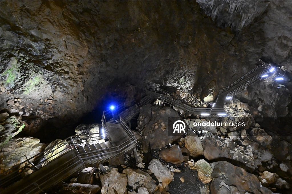 "يغليجا" التركية.. مغارات وشلالات تجذب عشاق الطبيعة بكل الفصول