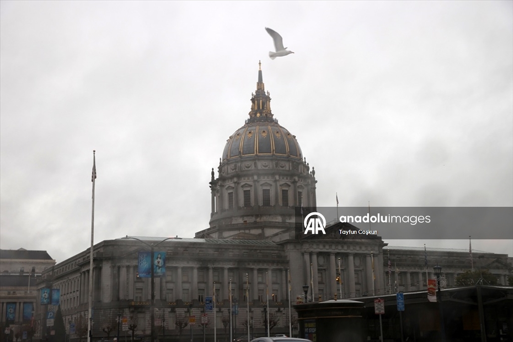 California’da etkili olan Atmosferik Nehir ile birlikte şiddetli yağışlar hayatı olumsuz etkiliyor