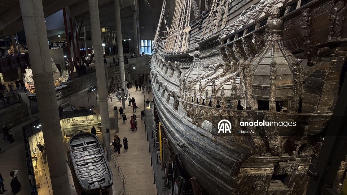 İsveç'in başkenti Stockholm'deki Vasa Müzesi ziyaretçilerini ağırlıyor