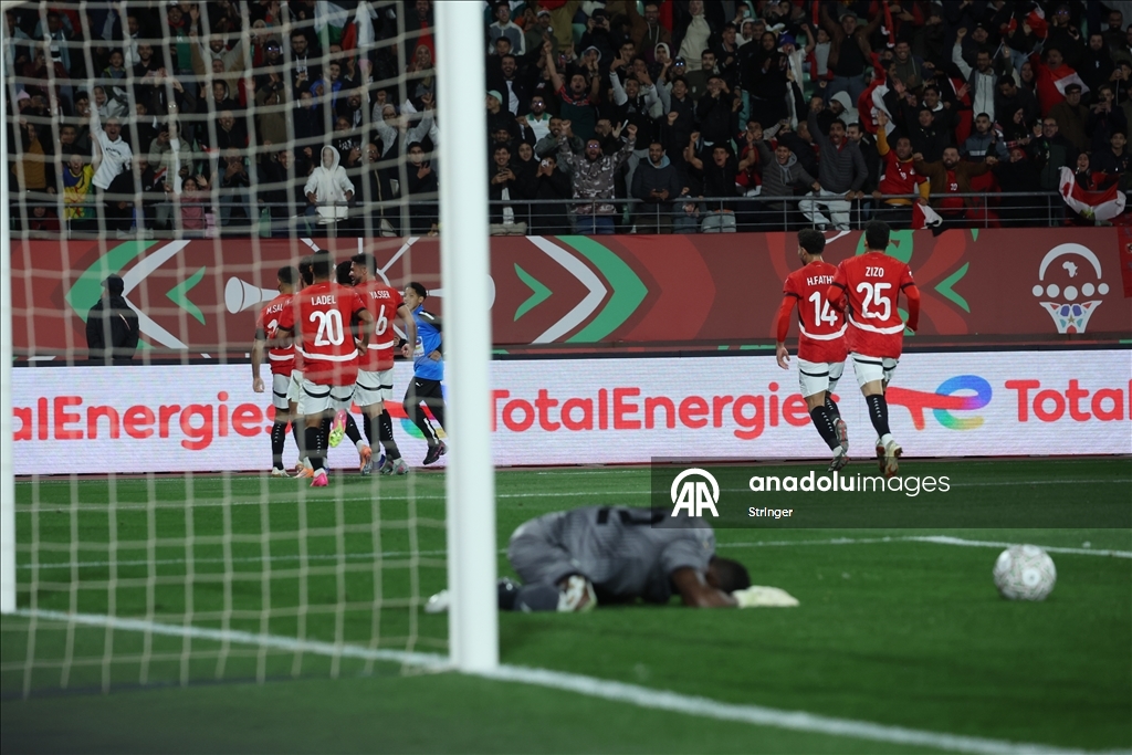 قدم.. محمد صلاح يمنح مصر انتصارا متأخرا على زيمبابوي