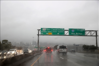 Мощные ливни, вызванные атмосферной рекой, негативно сказываются на повседневной жизни в Калифорнии