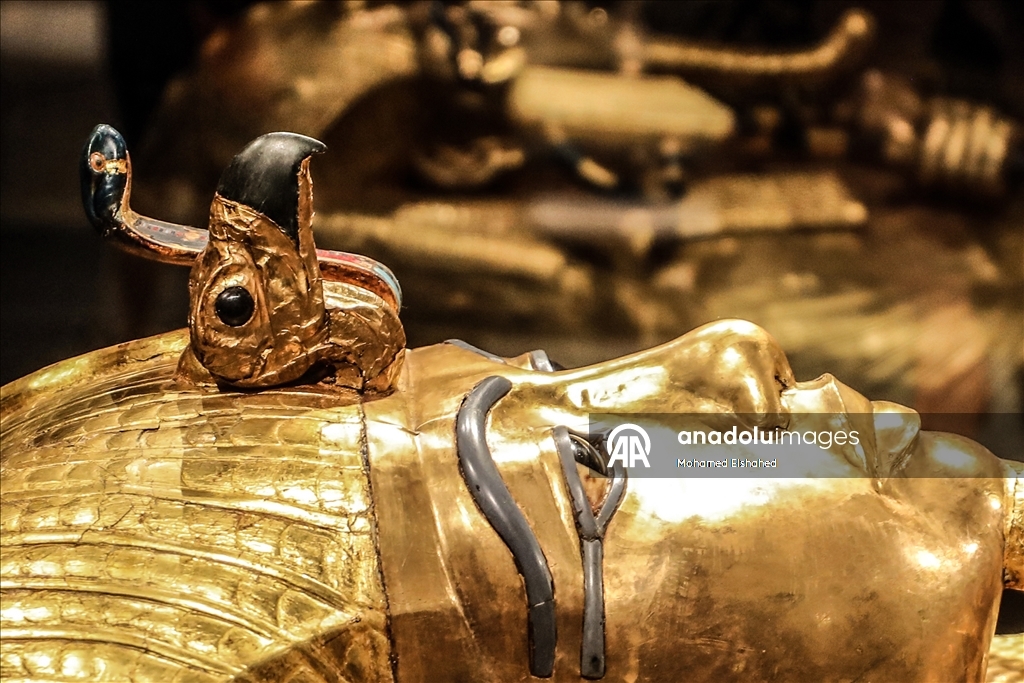 Antik çağa ışık tutan Büyük Mısır Müzesi ziyaretçi akınına uğruyor