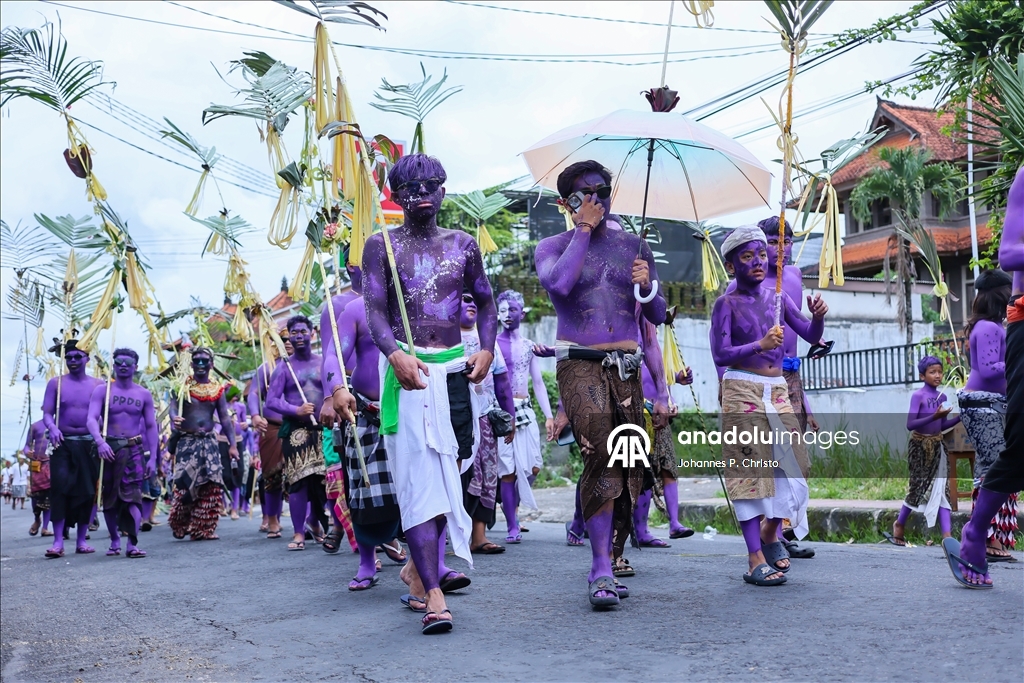 Bali'de geleneksel Ngerebeg ritüeli