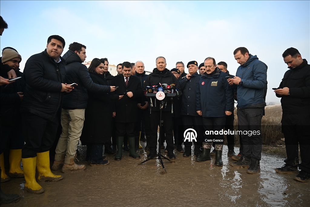 В Анкаре продолжаются работы на месте падения самолета с военной делегацией Ливии