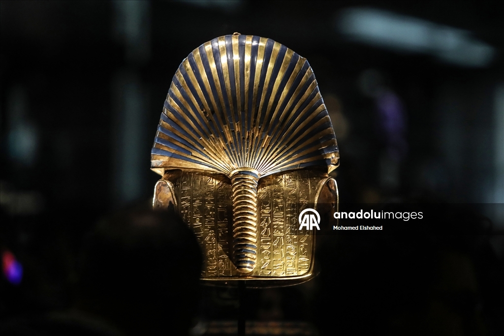 Antik çağa ışık tutan Büyük Mısır Müzesi ziyaretçi akınına uğruyor