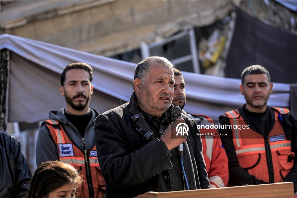 Filistinliler çökme riski altındaki evler için protesto düzenledi