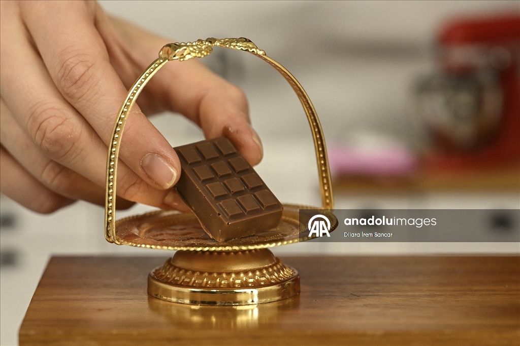 Minyatür mutfakta Türk ve dünya tatları "tek lokmalık" sunuma dönüşüyor