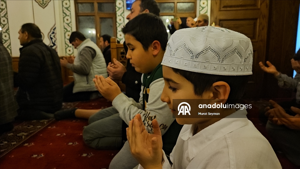 Balıkesir'de Regaip Kandili idrak edildi