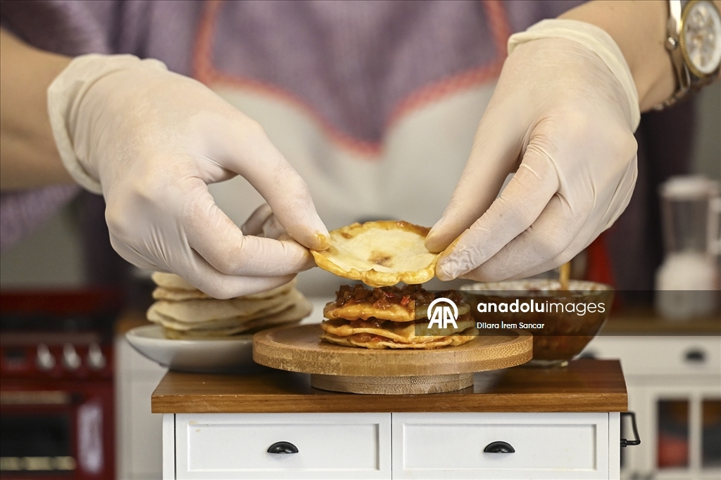 Minyatür mutfakta Türk ve dünya tatları "tek lokmalık" sunuma dönüşüyor