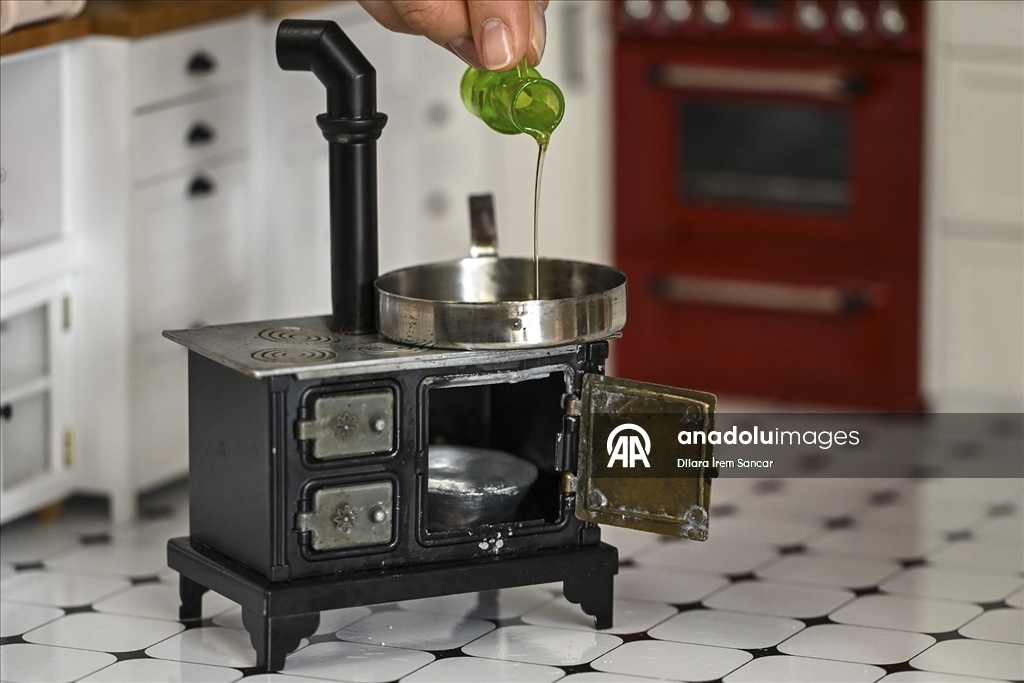 Minyatür mutfakta Türk ve dünya tatları "tek lokmalık" sunuma dönüşüyor