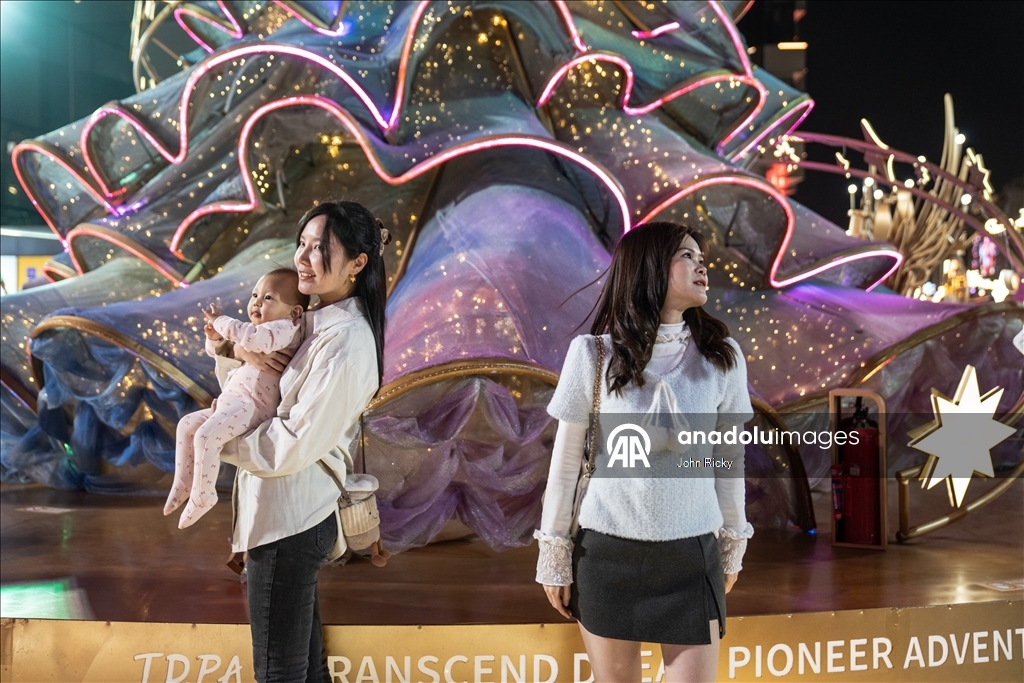 Guangzhou’da Noel atmosferi sokaklara yansıdı