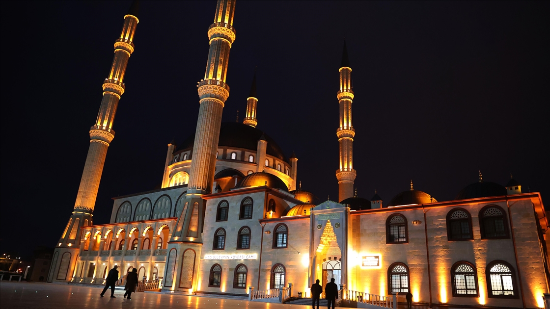 Regaip Kandili idrak edildi