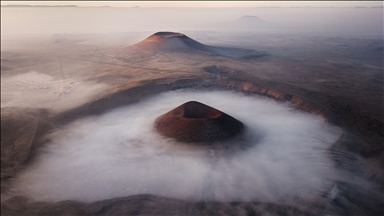 Meke Gölü sabah sisiyle kartpostallık görüntüler sundu