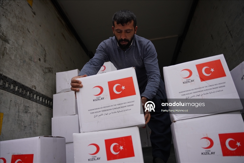 Турецкий Красный Полумесяц доставил помощь пострадавшим от наводнения в Ираке