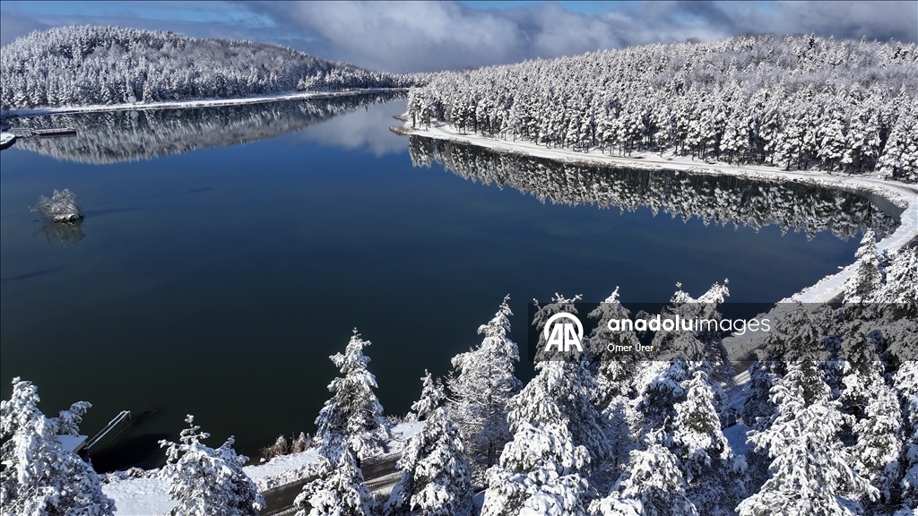 Плато Топук покрылось белым снежным покровом