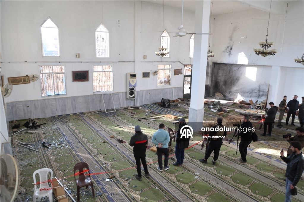 سوريا.. ارتفاع عدد القتلى إلى 8 جراء الانفجار في مسجد بحمص