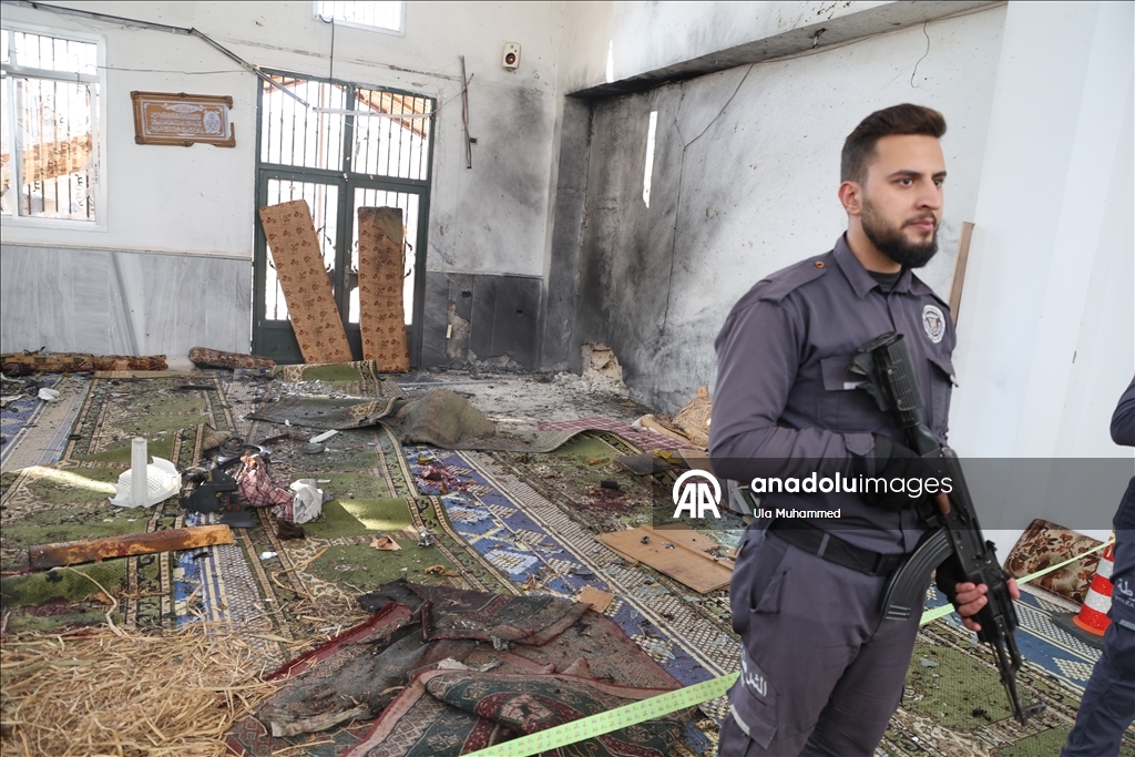 سوريا.. ارتفاع عدد القتلى إلى 8 جراء الانفجار في مسجد بحمص